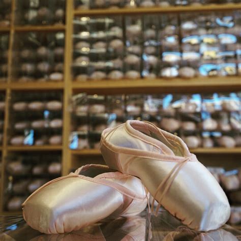 pointe shoes myths